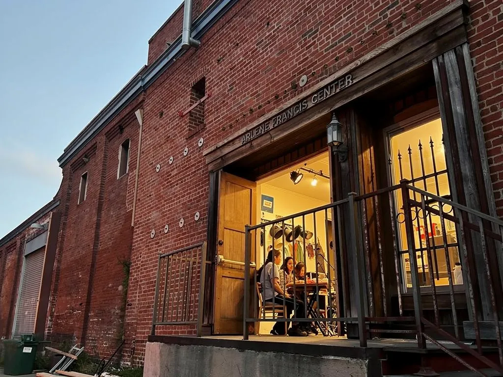 Key facts about the Arlene Francis Center's location, hours, and history
